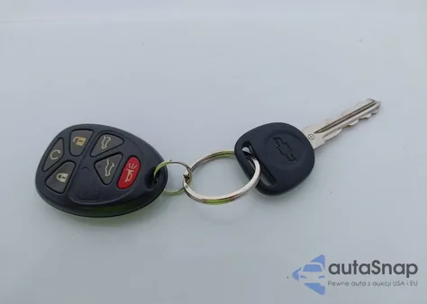 2010 Chevrolet Tahoe Lt z USA, uszkodzony, nr VIN 1GNUKBE03AR228515